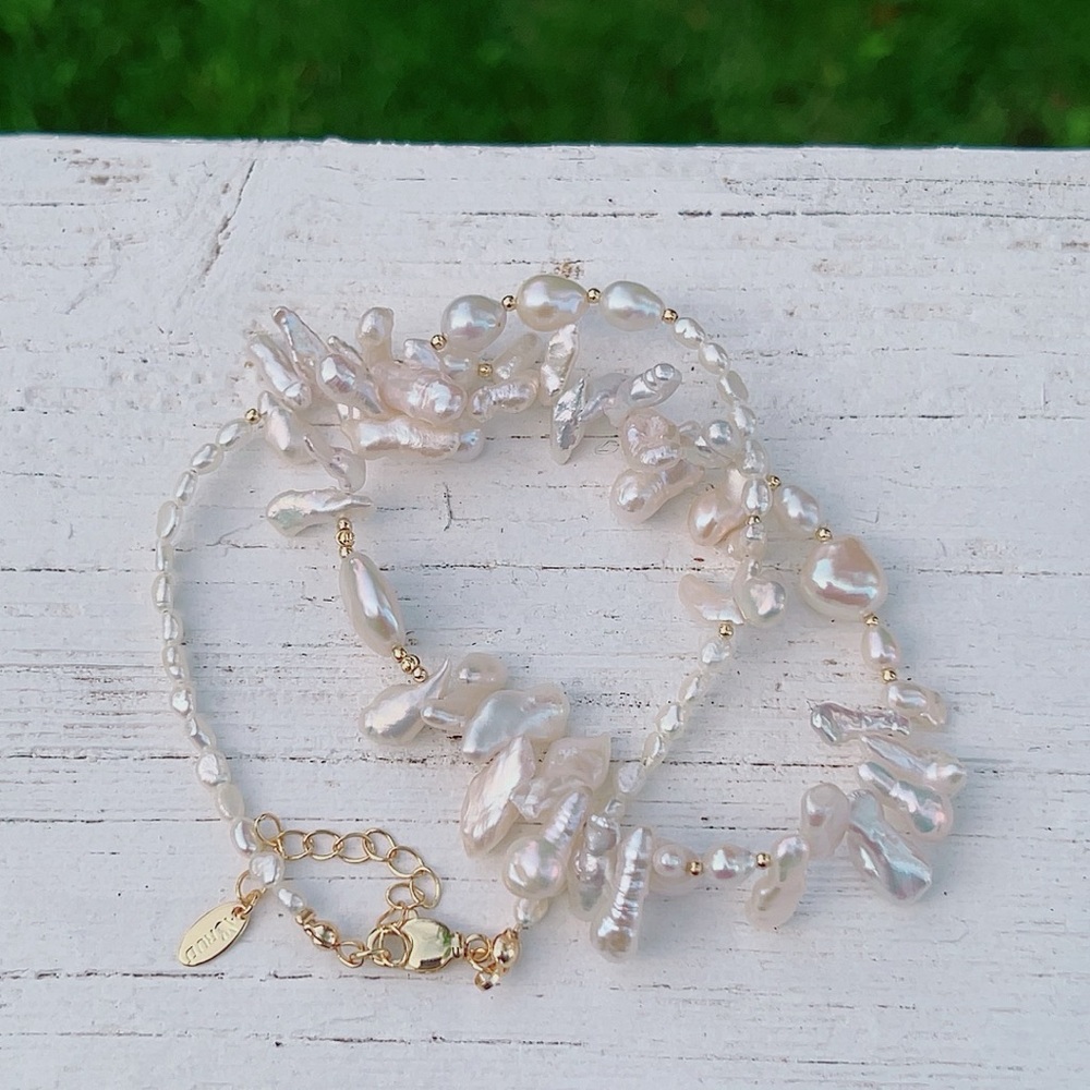 B47 Handmade Freshwater Baroque Pearl Necklace - Picture 5 of 6